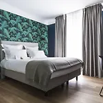Mathis Elysees Hotel