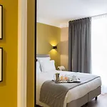 Mathis Elysees 4* Paris