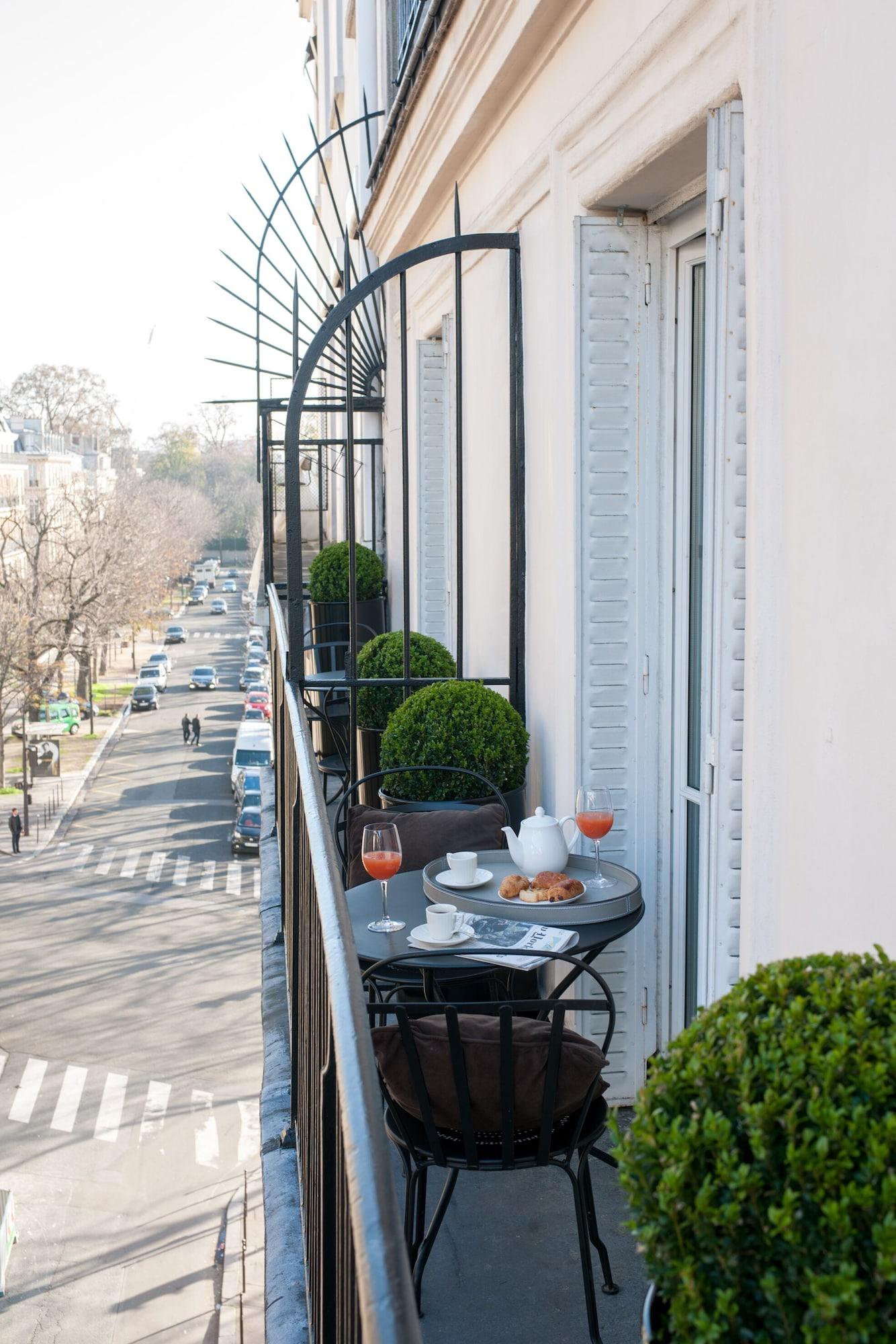 Mathis Elysées 4* Parigi