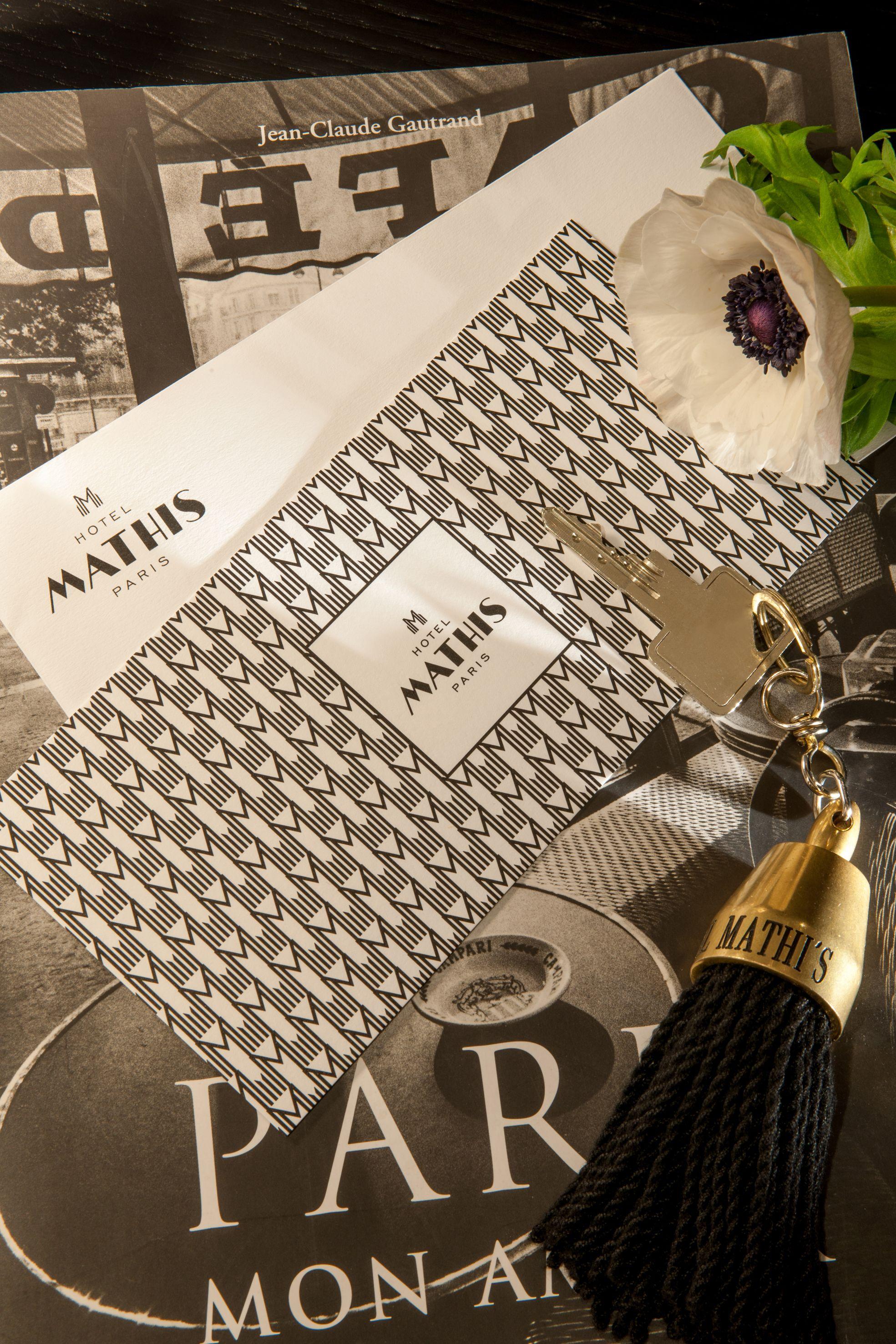 Mathis Elysées Parigi